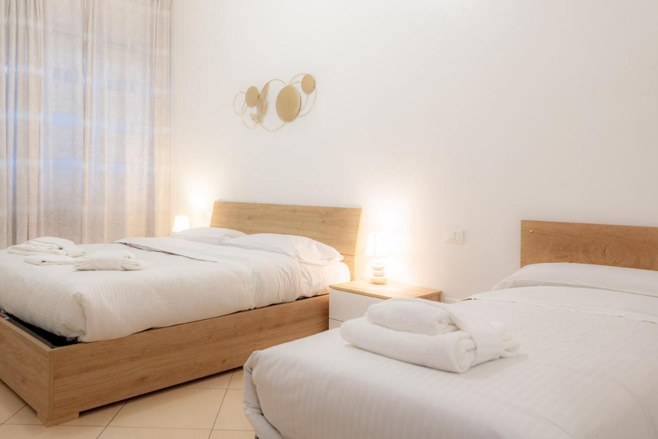 Bnbutler - Pellegrino Rossi, 42 - Ampio E Comodo Per 5 มิลาน ภายนอก รูปภาพ