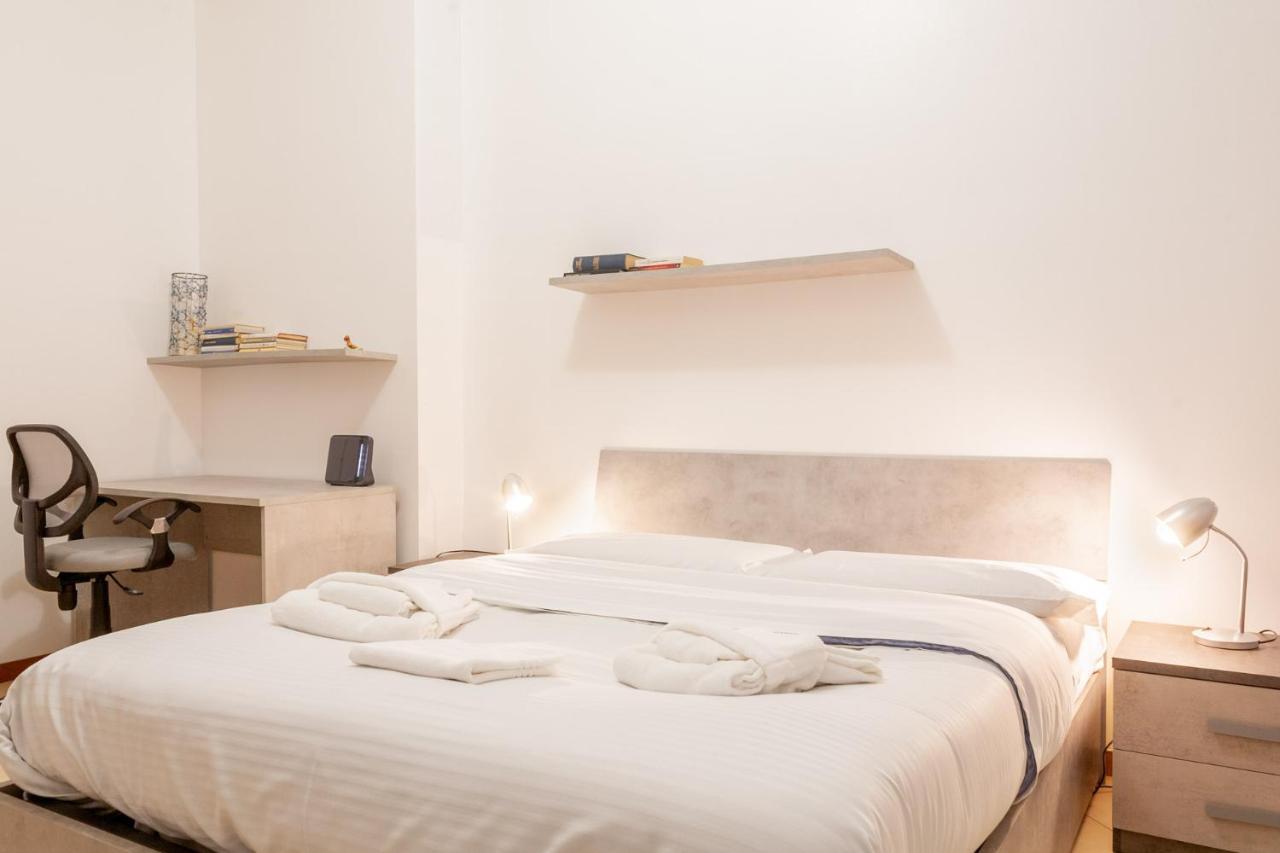 Bnbutler - Pellegrino Rossi, 42 - Ampio E Comodo Per 5 มิลาน ภายนอก รูปภาพ